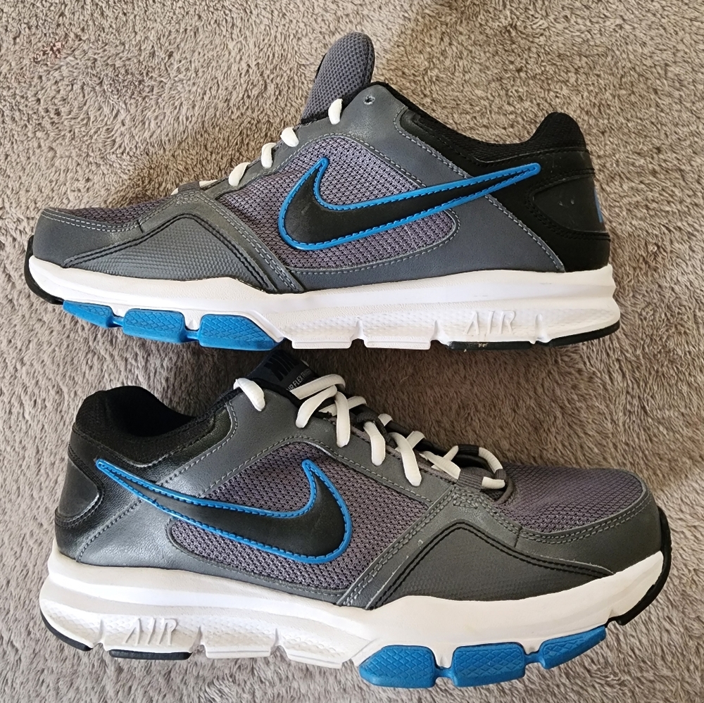 Nike gray & black Air Flex Trainers